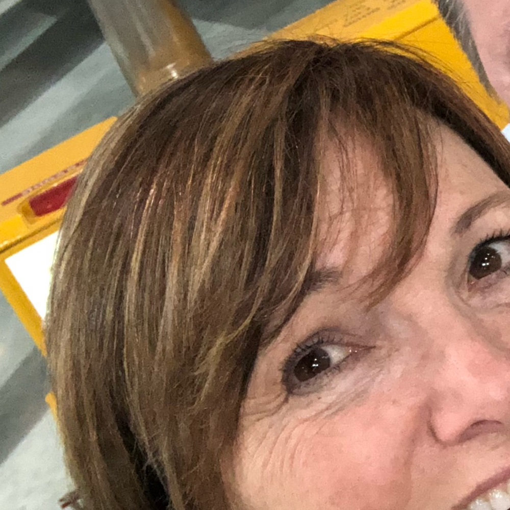 Meet your Posher, Dana